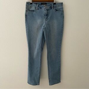 Talbots Womens Jeans Light Blue Wash Size 8 Flawless Five Pocket Straight Denim